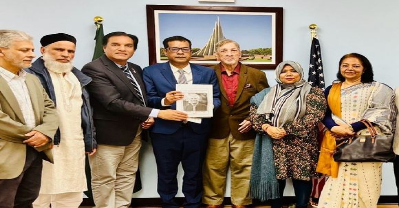 সিলেটে আন্তর্জাতিক বিমান বন্দর বাস্তবায়নের দাবীতে  স্মারকলিপি প্রদান