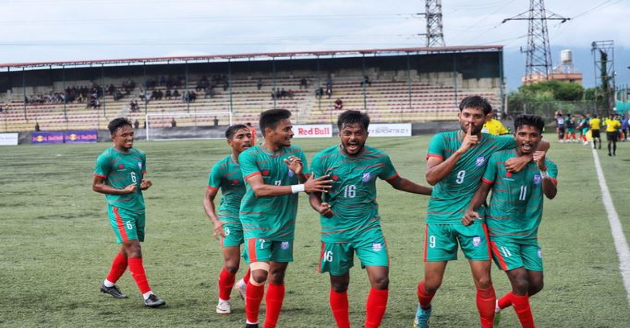 ভারতকে টাইব্রেকারে হারিয়ে ফাইনালে বাংলাদেশ