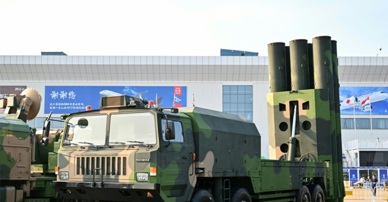 ভিয়েতনামে অনুষ্ঠিত হচ্ছে আন্তর্জাতিক অস্ত্র মেলা