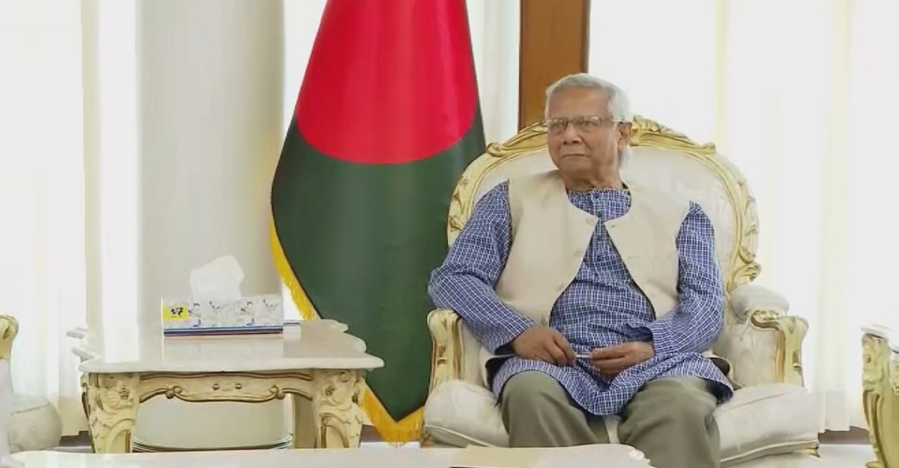 পুলিশকে অনলাইনে মামলা রুজুর ব্যবস্থা চালুর নির্দেশ প্রধান উপদেষ্টার