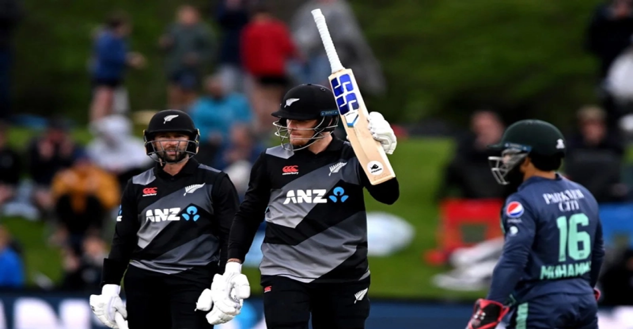 নিউজিল্যান্ডের কাছে লজ্জার হার পাকিস্তানের