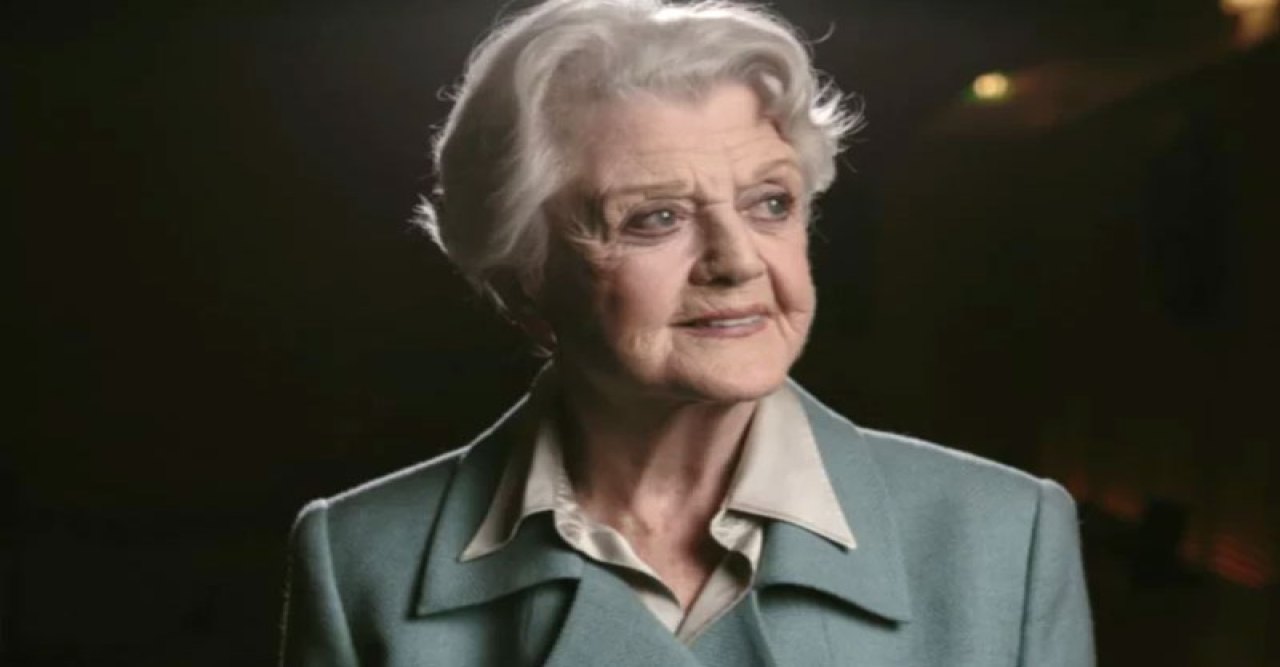 প্রবীণ তারকা অ্যাঞ্জেলা ল্যান্সবেরি আর নেই