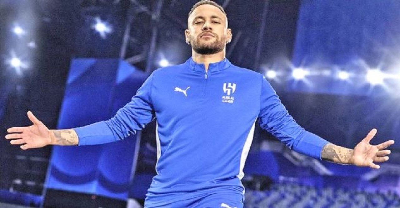 আবারও এক মাসের জন্য মাঠের বাইরে নেইমার