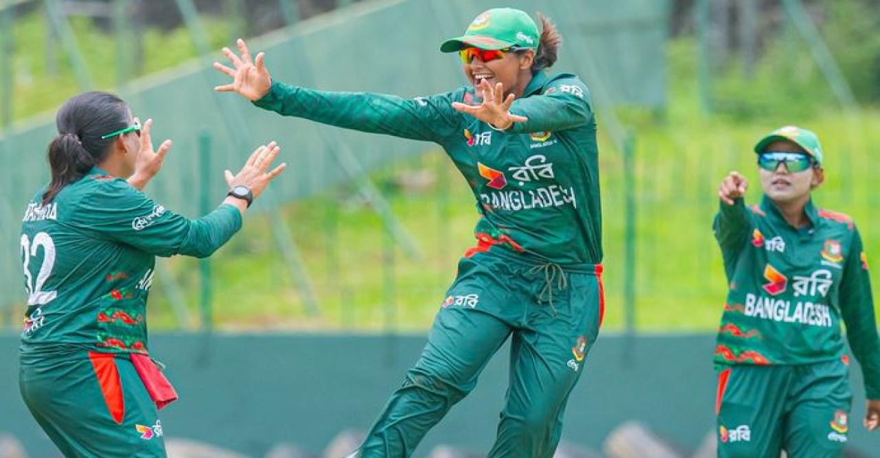 দুই ম্যাচ হাতে রেখেই সিরিজ জিতল বাংলাদেশ  নারী ‘এ’ দল