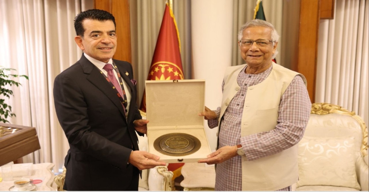 প্রধান উপদেষ্টার সঙ্গে আইসেস্কো মহাপরিচালকের বৈঠক