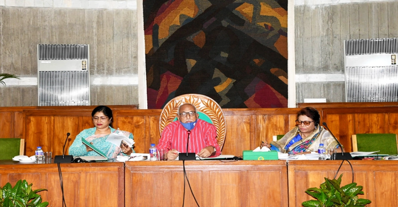 কৃষিজমি সুরক্ষার স্বার্থে স্থাপনা নির্মাণে সতর্ক থাকার সুপারিশ