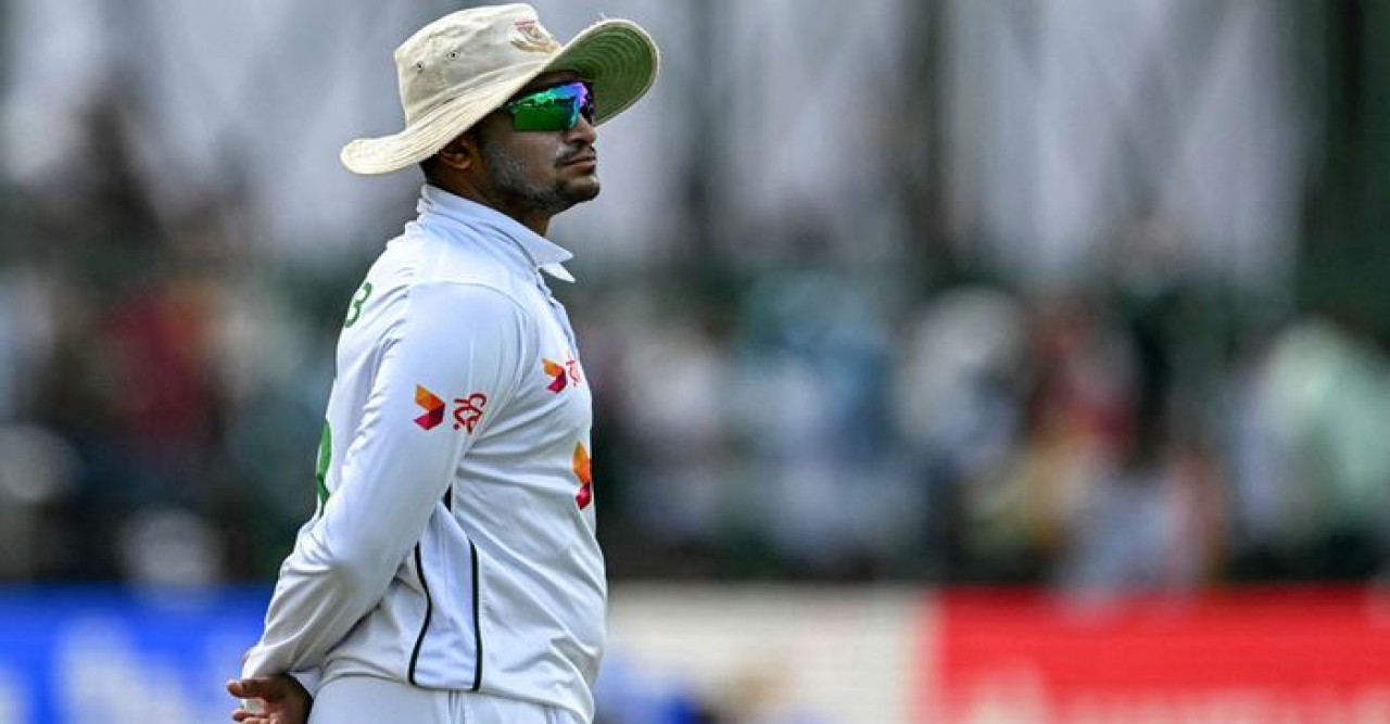 কৌতূহল রেখে যুক্তরাষ্ট্র ফিরে গেলেন সাকিব