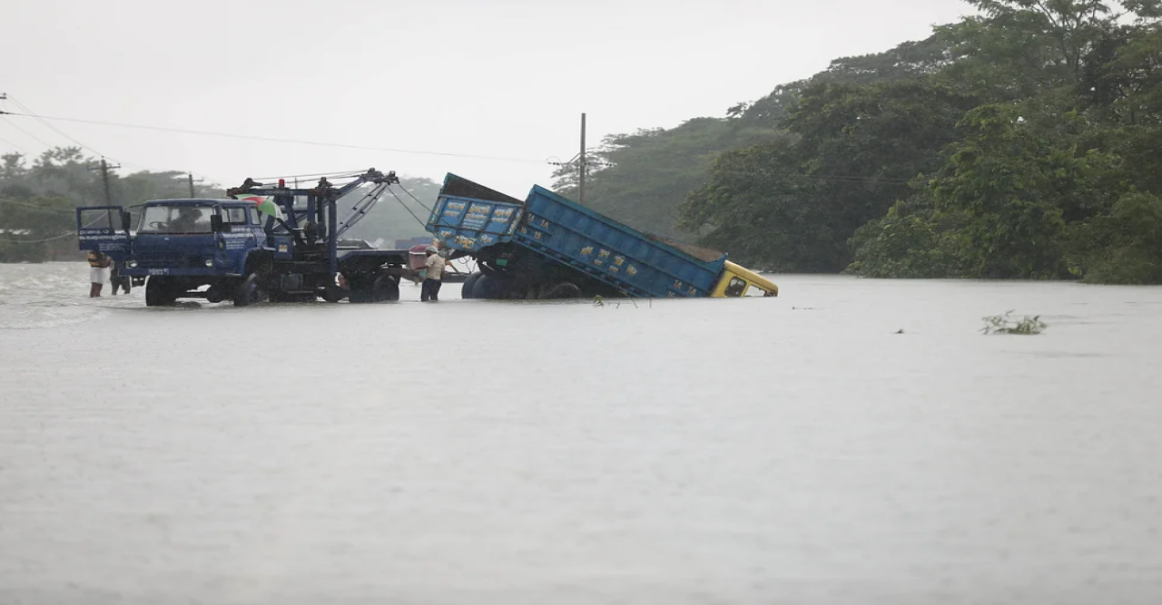 সিলেটে ৮০ শতাংশ এলাকা পানির নিচে