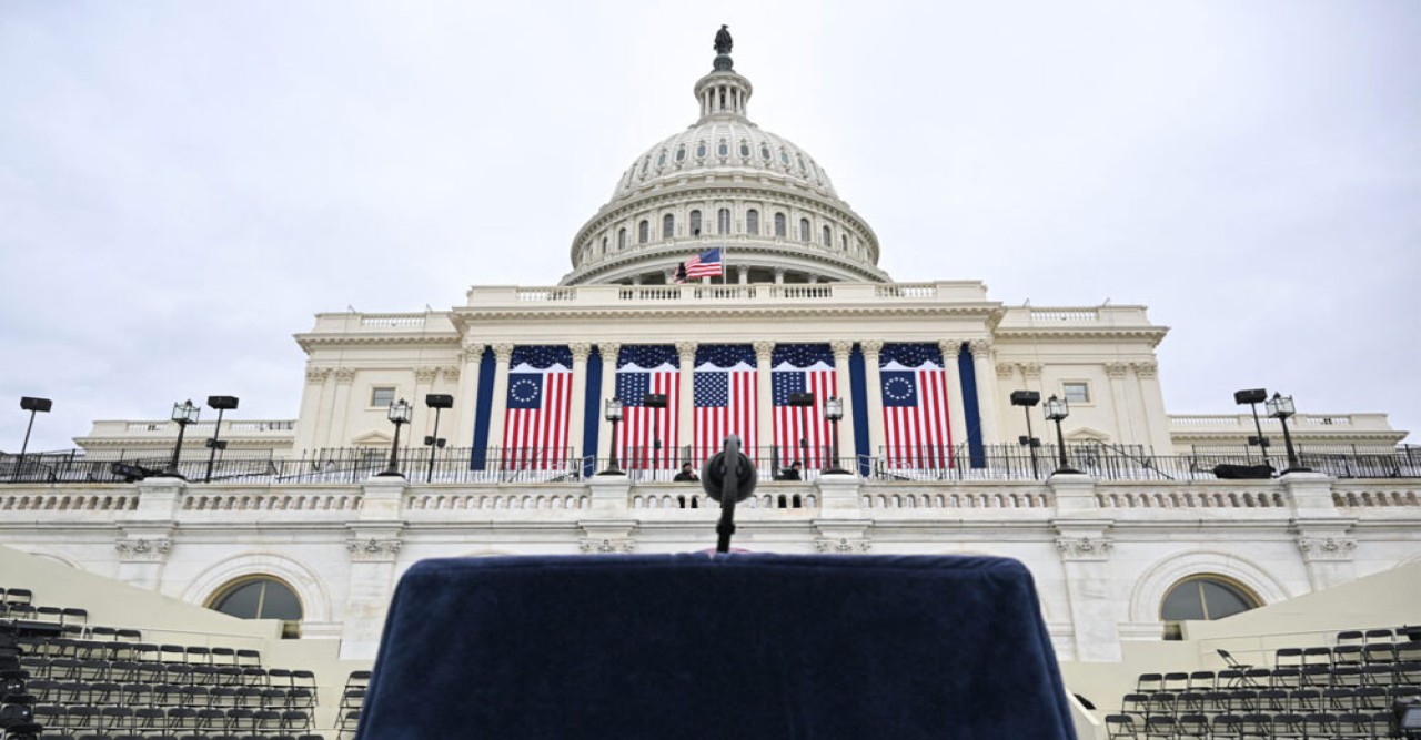 ৪০ বছরের মধ্যে প্রথমবার ট্রাম্পের অভিষেক অনুষ্ঠান কংগ্রেস ভবনের ভেতরে