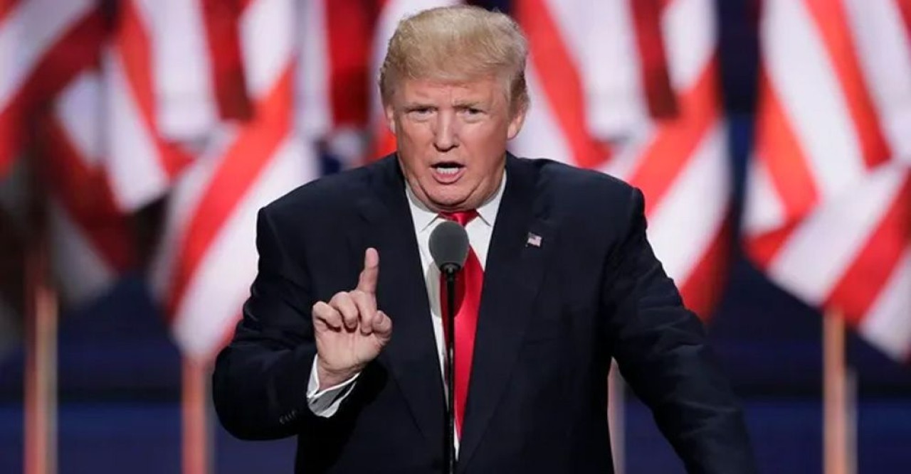 কানাডা, মেক্সিকোর ওপর শুল্ক সাময়িকভাবে স্থগিত করলেন ট্রাম্প