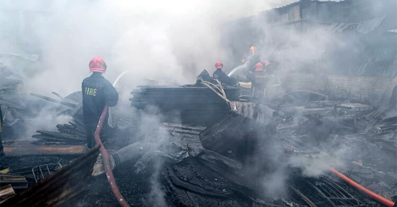 রামপুরায় অগ্নিকাণ্ড, দেড় ঘণ্টা পর নিয়ন্ত্রণে