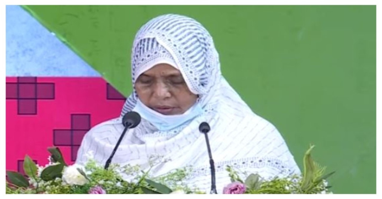 স্বাধীনতা পুরস্কার গ্রহণ করে যা বললেন আবরার ফাহাদের মা