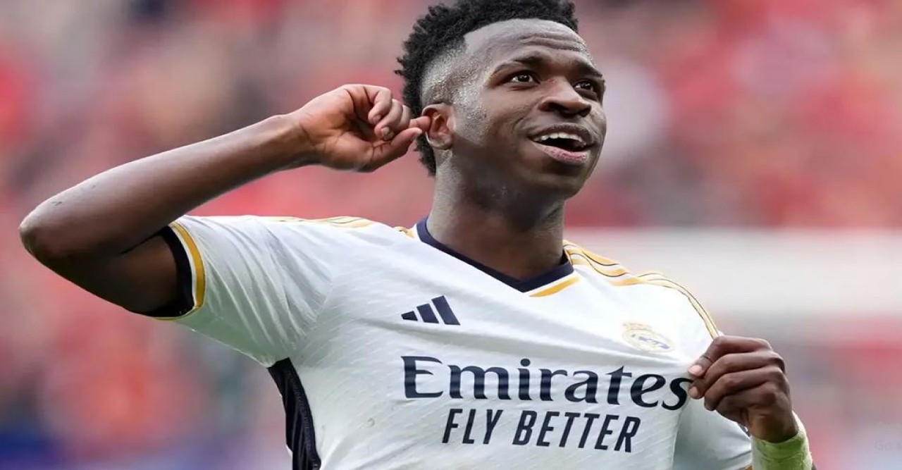 ভিনিসিয়ুসকে নিয়ে সুখবর দিলেন আনচেলত্তি