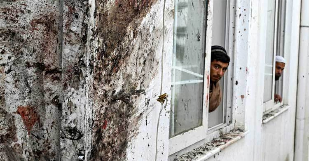 পাকিস্তানে ইফতারের সময় গাড়িবোমা হামলা, ১২ বেসামরিক নিহত