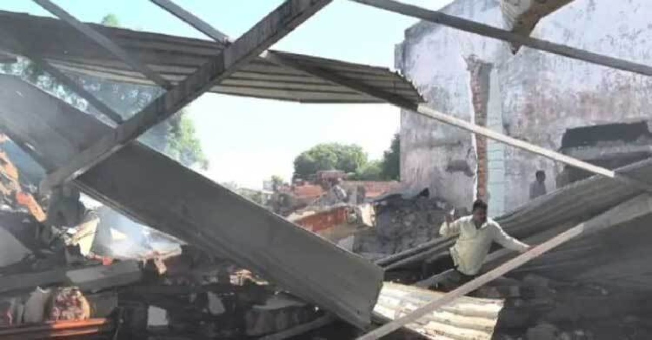 ভারতে আতশবাজির গুদামে বিস্ফোরণ, নিহত ২১