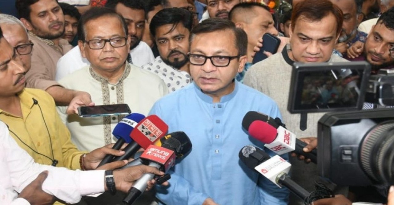 জ্বালানি নিয়ে আতঙ্কিত হওয়ার মতো কোন পরিস্থিতি তৈরি হয়নি: বাণিজ্যমন্ত্রী