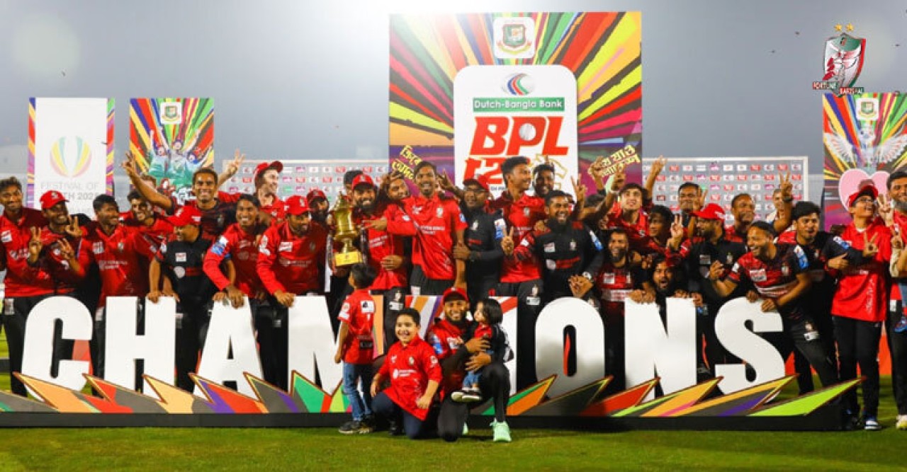 চ্যাম্পিয়ন বরিশালের সবাই পাচ্ছেন আইফোন-১৬