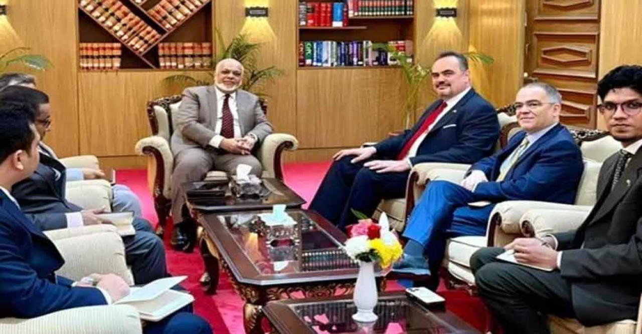 প্রধান বিচারপতির সঙ্গে মার্কিন রাষ্ট্রদূতের সাক্ষাৎ