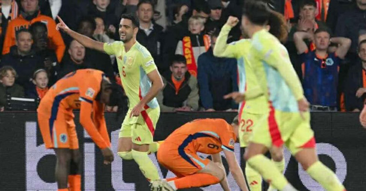 শেষ মুহূর্তের গোলে রক্ষা স্পেনের, জয়বঞ্চিত ডাচরা