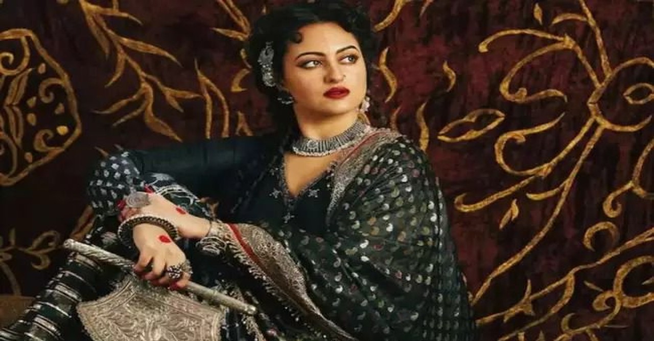 কাশ্মীর হামলায় সরব হলেন সোনাক্ষী সিনহা