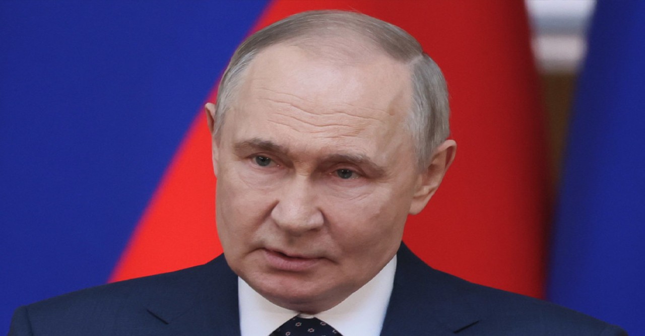 ইউক্রেনে সাময়িক যুদ্ধবিরতি ঘোষণা পুতিনের