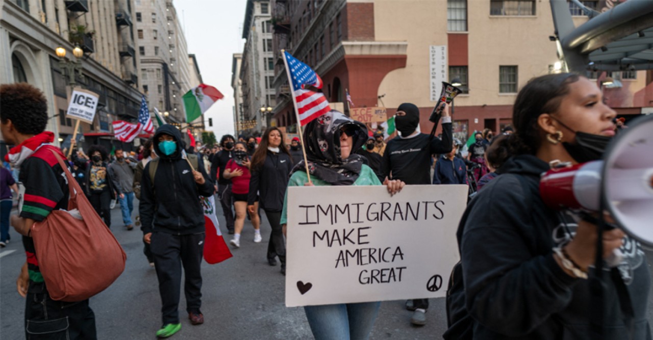 যুক্তরাষ্ট্রের বিভিন্ন শহরে বিক্ষোভ