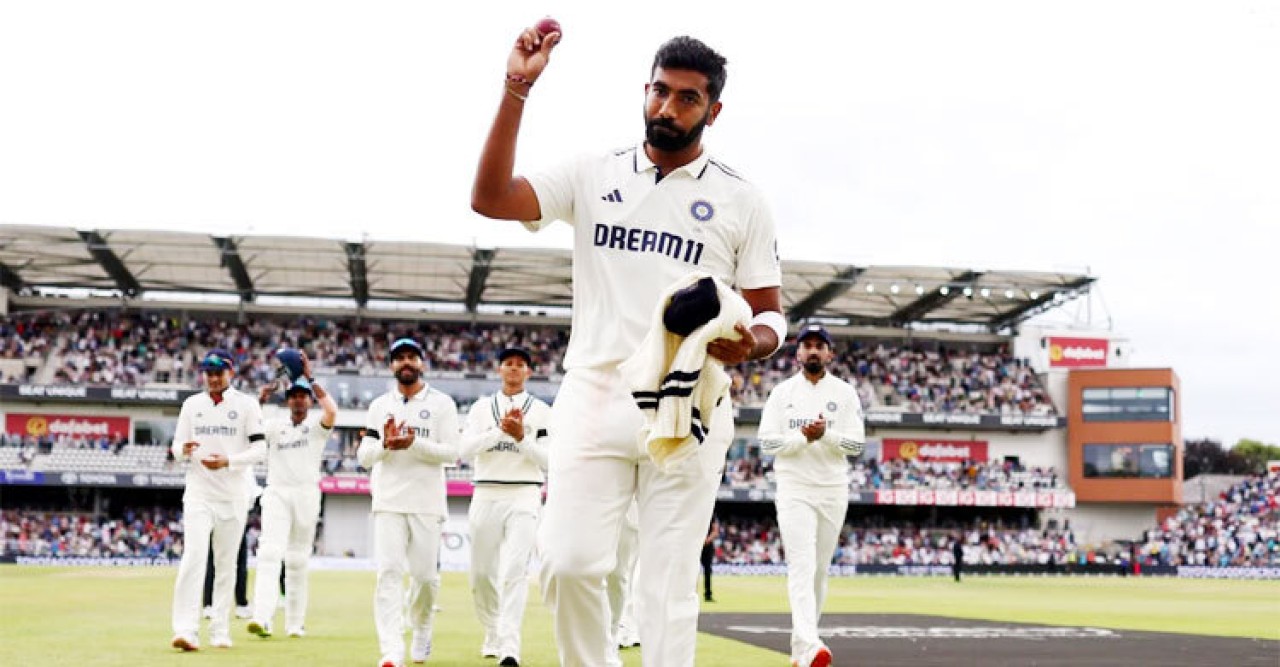 ৪৬৫ রানে অলআউট ইংল্যান্ড, ৬ রানের লিড ভারতের