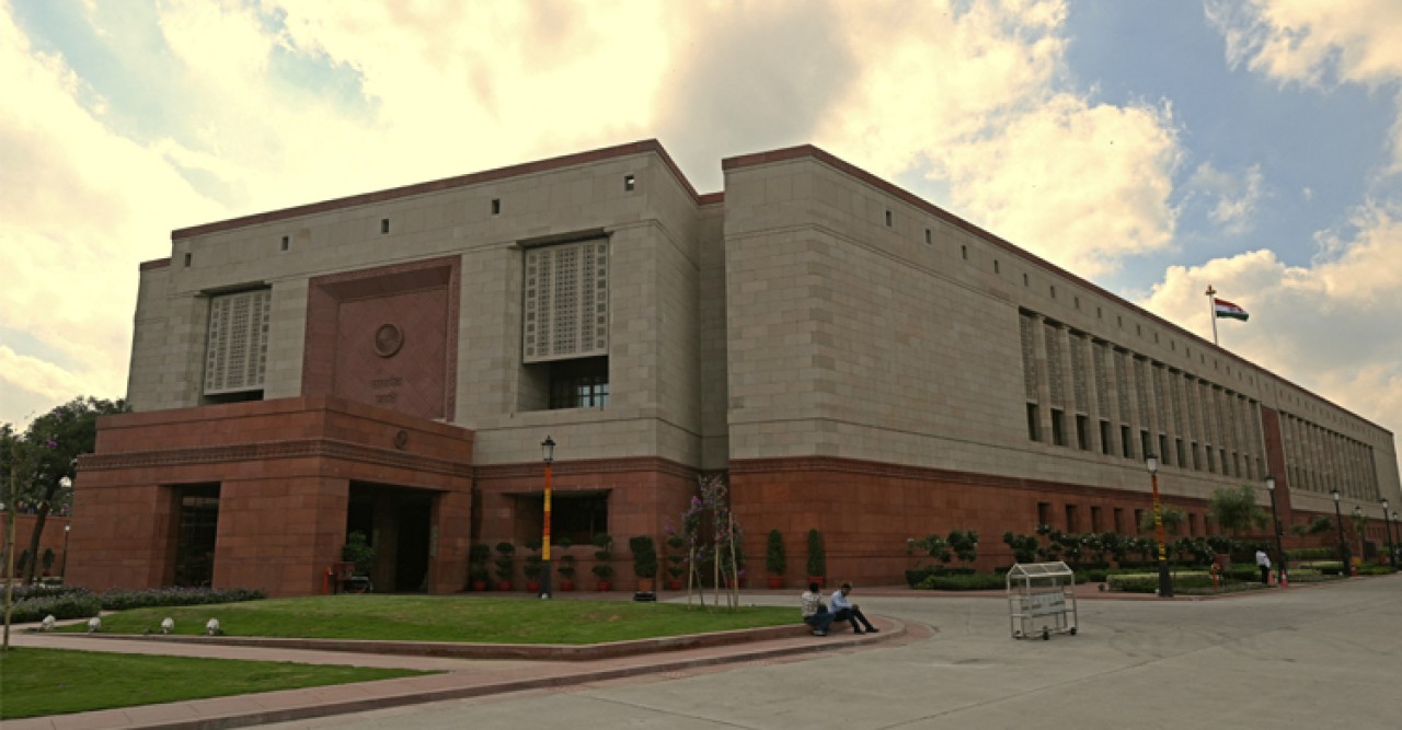 সংসদে বিশেষ অধিবেশন ডাকতে মোদীকে ১৬ দলের চিঠি