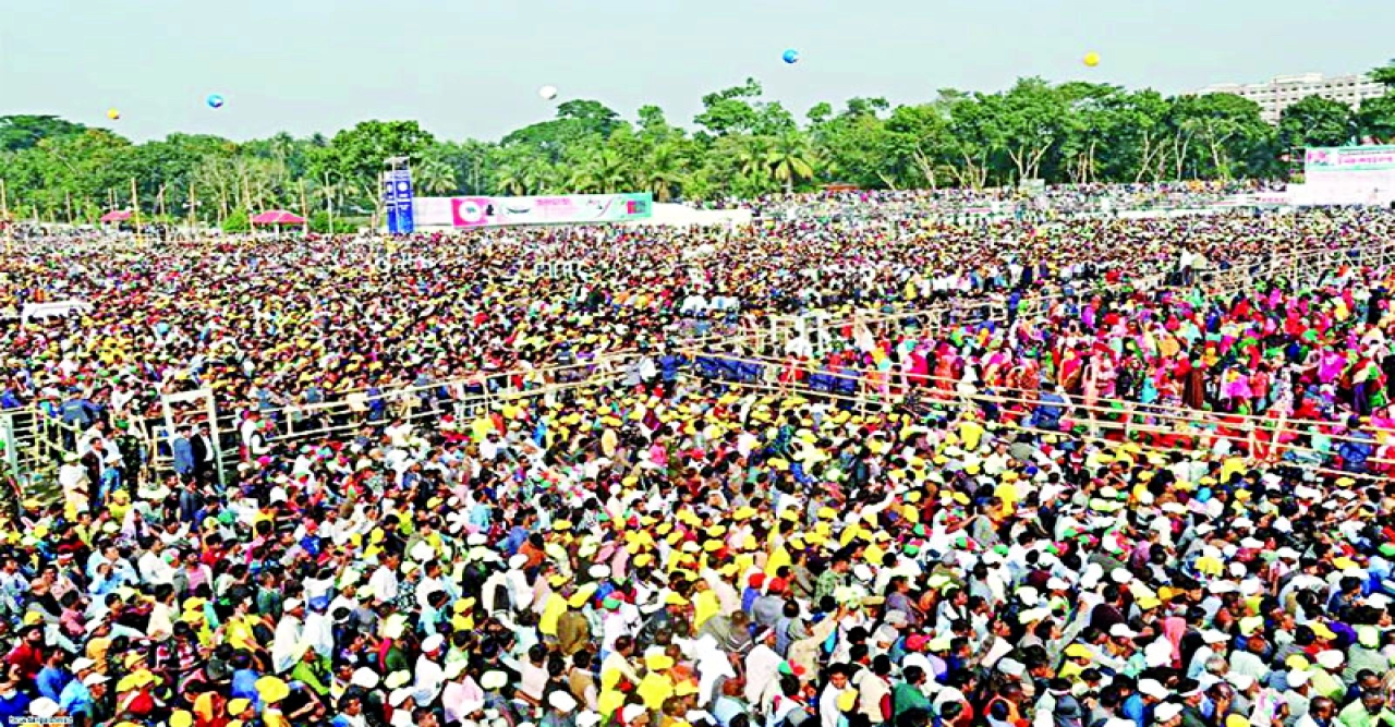 নৌকায় ভোট দিলে আরো উন্নয়ন হবে : প্রধানমন্ত্রী