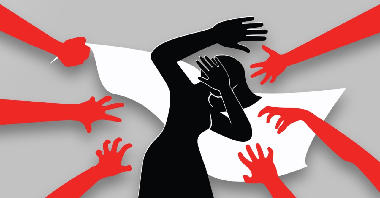 প্রবাসী স্ত্রীকে ধর্ষণের অভিযোগে ৪ জনের বিরুদ্ধে মামলা