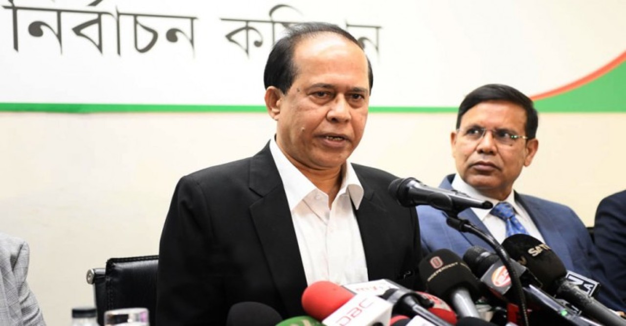 ইভিএম হ্যাক করা কোনোভাবেই সম্ভব নয় : সিইসি