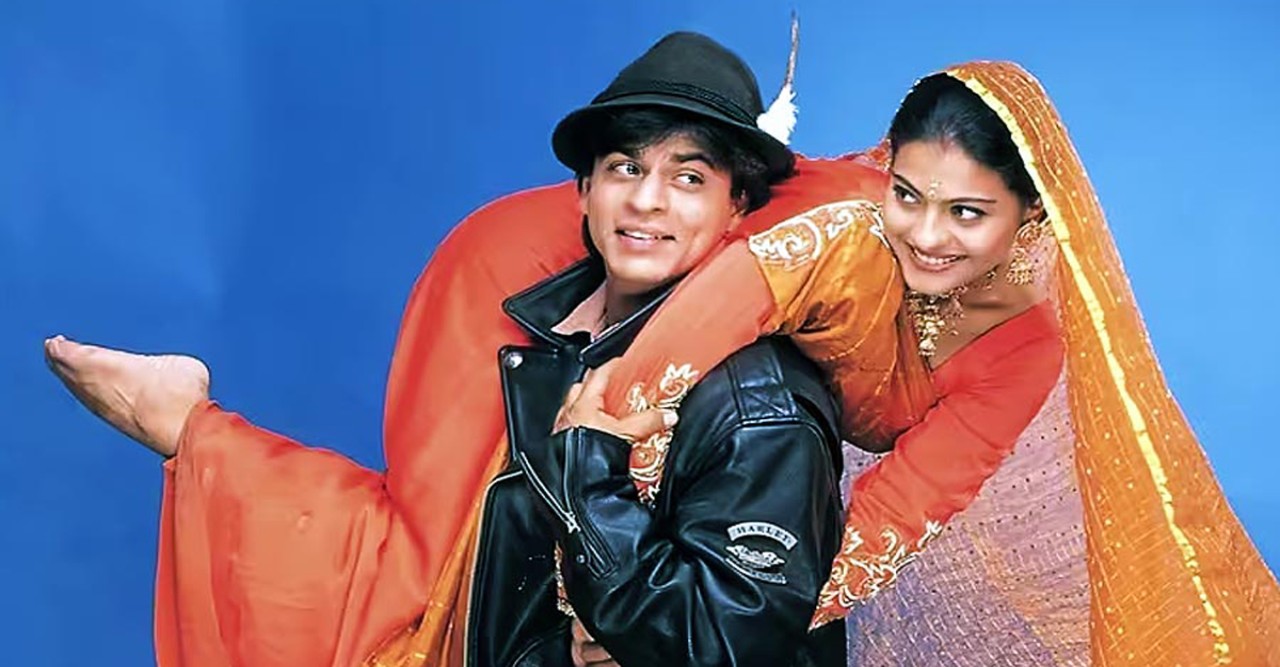 কাজলকে কাঁধে তুলে বিপাকে পড়েছিলেন শাহরুখ, সামনে এলো অজানা কাহিনি