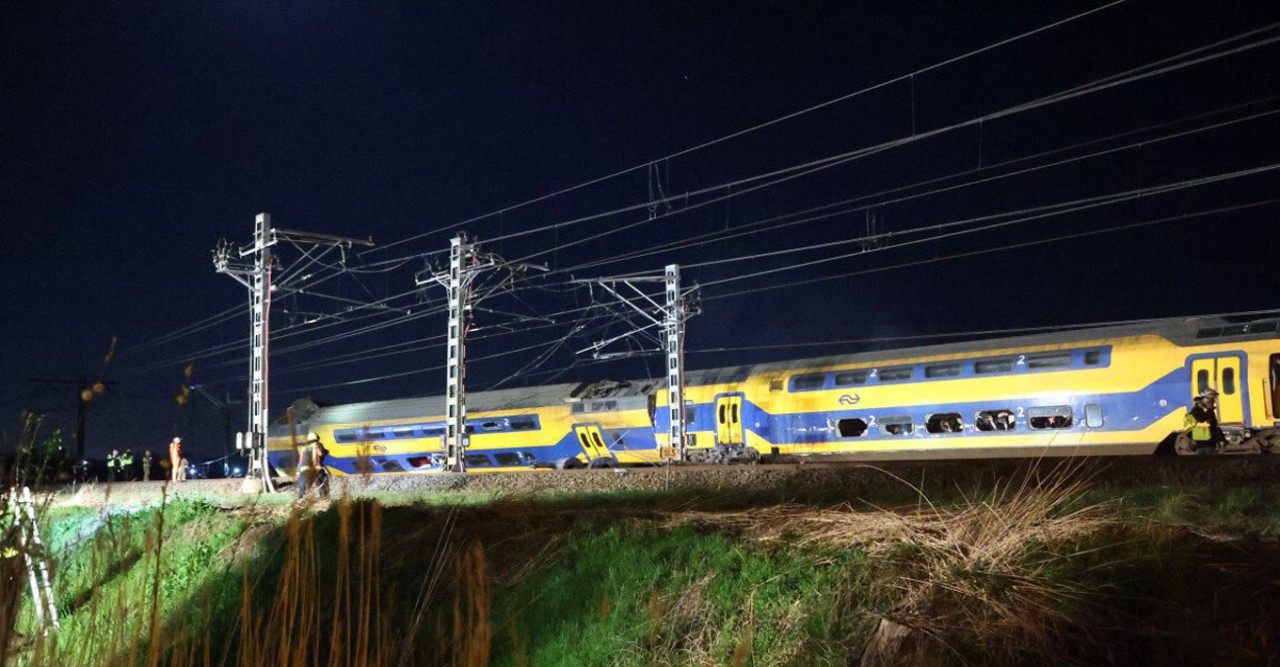 নেদারল্যান্ডসে দুই ট্রেনের সংঘর্ষ, বহু হতাহত