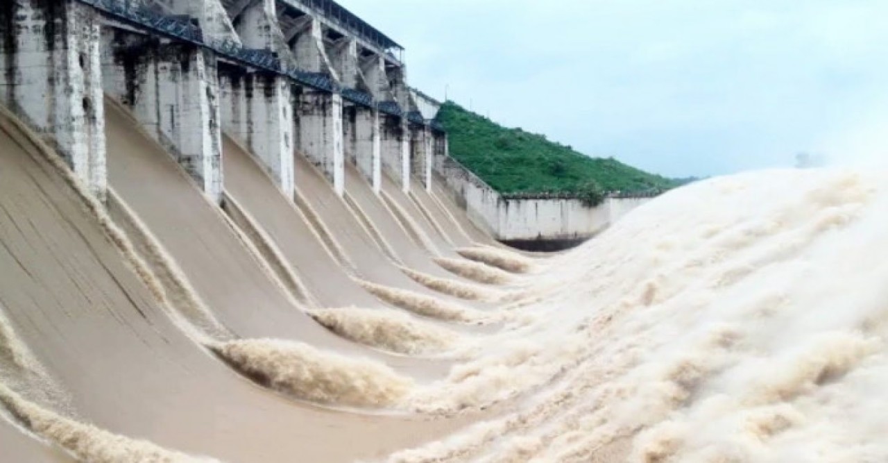 ফারাক্কার সব গেট খুলে দিয়েছে ভারত, ফের বন্যার আশঙ্কা বাংলাদেশে
