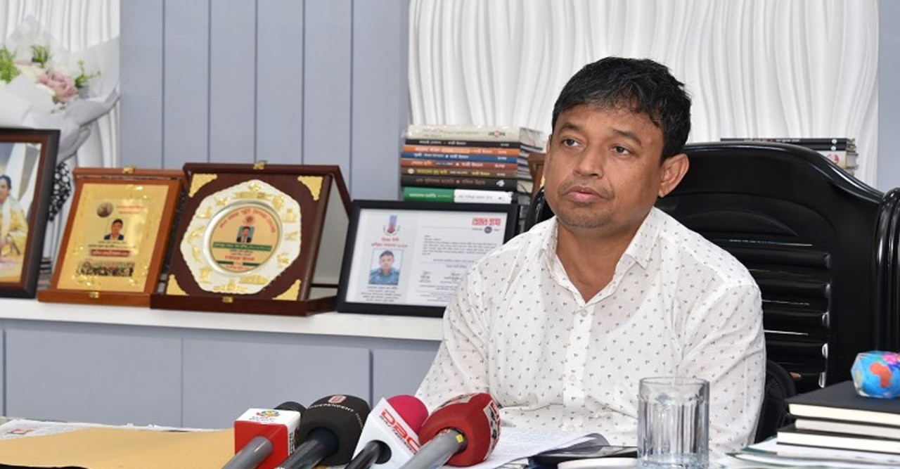 আপত্তিকর ভিডিও ধারণ করে বিক্রি চক্রের ২ জন গ্রেপ্তার