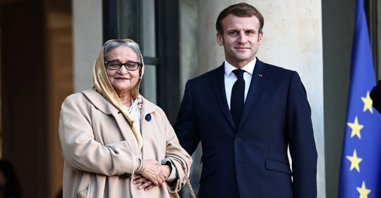 ফ্রান্সের প্রেসিডেন্টকে বিমানবন্দরে স্বাগত জানাবেন শেখ হাসিনা