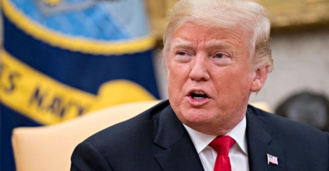 রাষ্ট্রীয় গুরুত্বপূর্ণ গোপন নথি সরান ট্রাম্প, রাখেন বাথরুমে