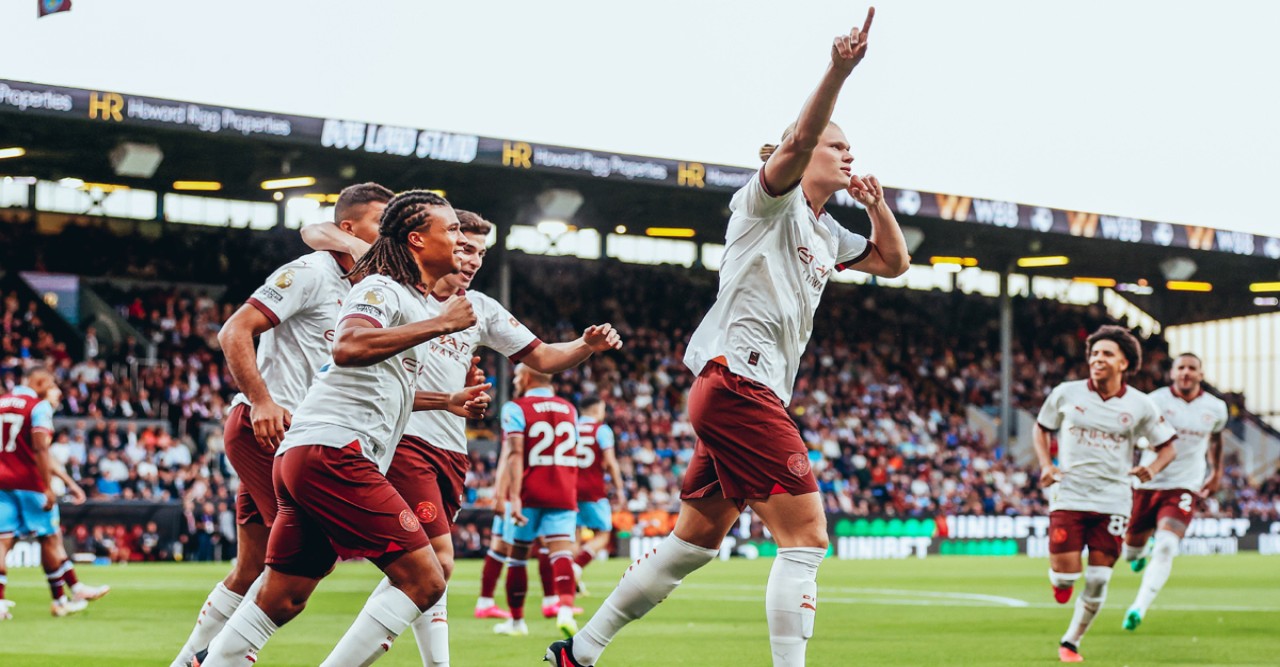 হলান্ডের জোড়া গোলে শুভ সূচনা সিটির