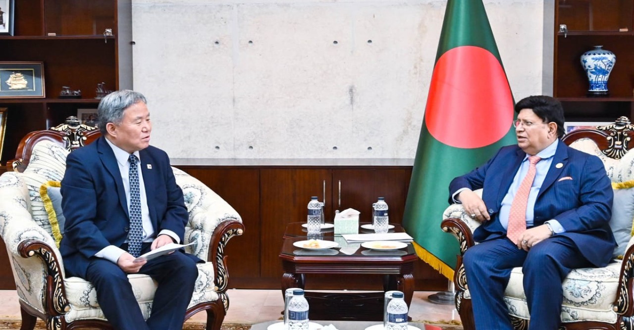 রপ্তানিমুখী অর্থনীতি গড়তে দক্ষিণ কোরিয়ার সহযোগিতা চান মোমেন