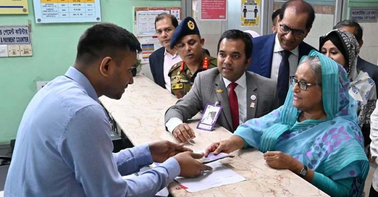 ফজিলাতুন্নেছা মুজিব হাসপাতালে প্রধানমন্ত্রীর স্বাস্থ্য পরীক্ষা
