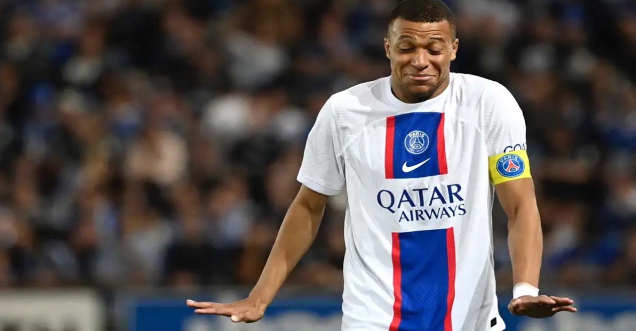 ১০ বছর ও ১ বিলিয়ন ইউরোর অবিশ্বাস্য প্রস্তাব পেলেন এমবাপে