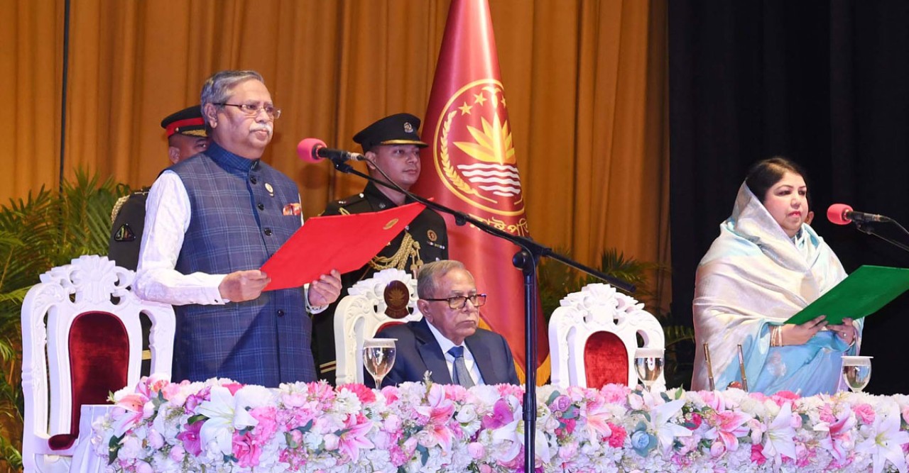 রাষ্ট্রপতি হিসেবে শপথ নিলেন মো. সাহাবুদ্দিন