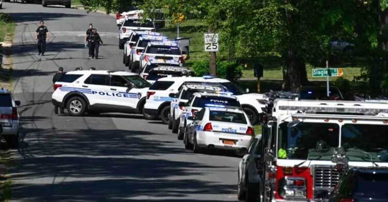 যুক্তরাষ্ট্রে বন্দুক হামলায় ৪ নিরাপত্তা কর্মকর্তা নিহত