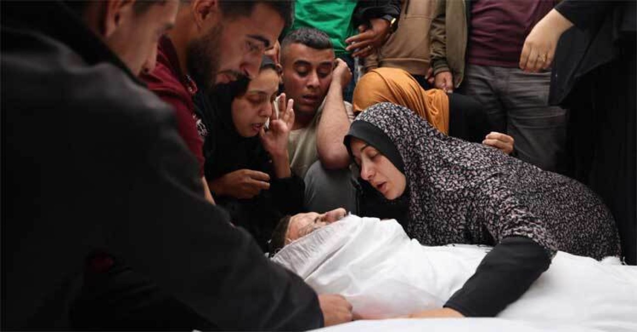 গাজায় ইসরায়েলি বাহিনীর হামলায় নিহত বেড়ে ৩৫২৩৩