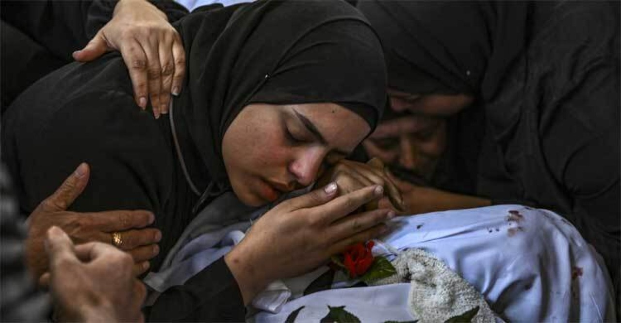 গাজায় ৭ মাসের সংঘাতে প্রাণ হারিয়েছেন ১০ হাজারের বেশি নারী