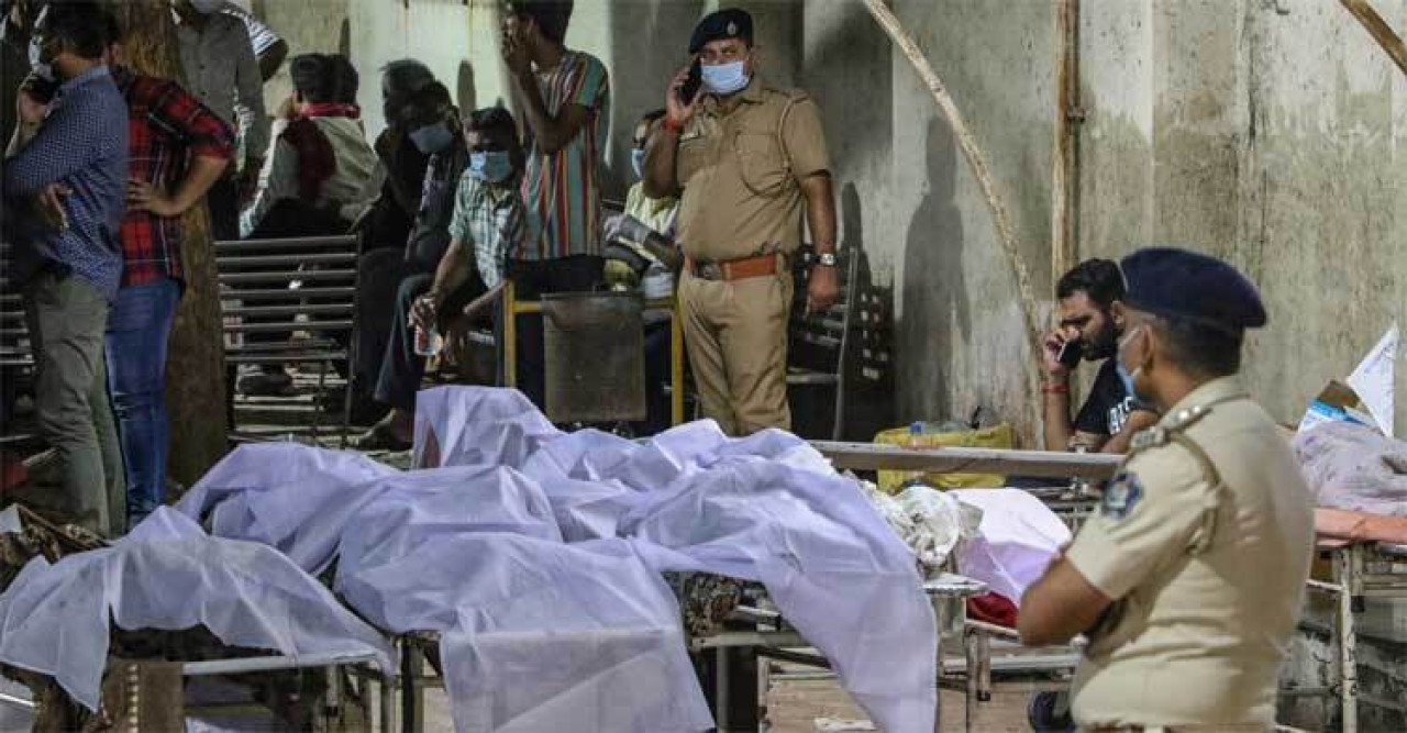 গুজরাটে ‌‘গেমিং জোনে’ ভয়াবহ আগুন, শিশুসহ নিহত ২৭