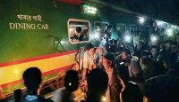 কালুরঘাট সেতুতে ট্রেন দুর্ঘটনায় নিহত বেড়ে ৩
