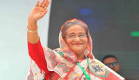 জীবন বাজি রেখে কাজ করছে পুলিশ : প্রধানমন্ত্রী