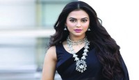 আমি রাজনীতির মানুষ নই : নুসরাত ফারিয়া