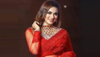 চিত্রনায়িকা ববির বিরুদ্ধে চুরি ও হত্যাচেষ্টার মামলা